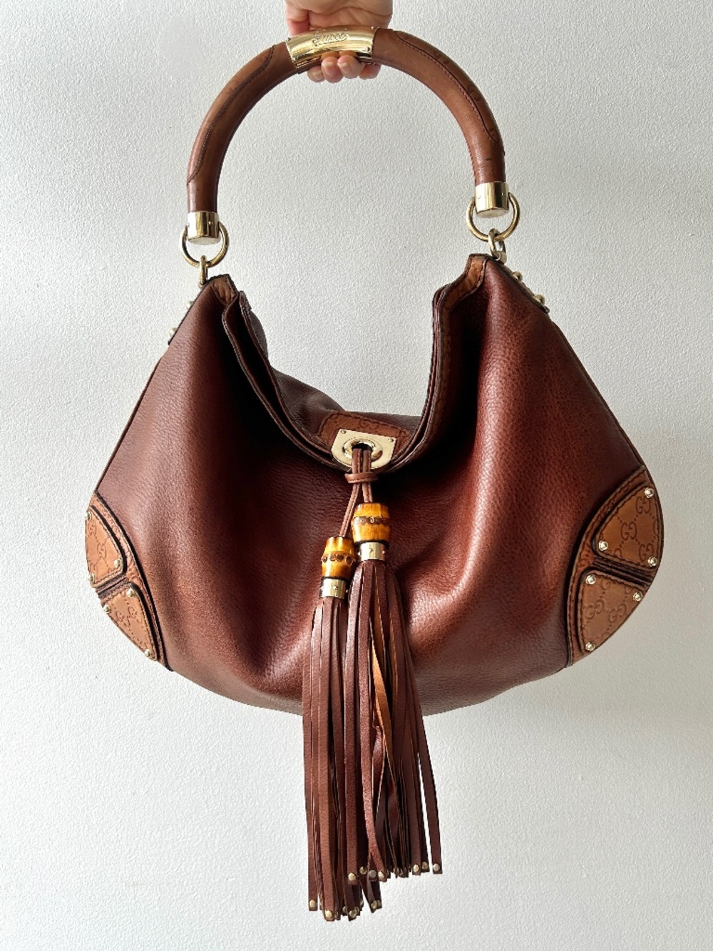 Gucci Indy brown bag *AUTHENTICATED*
